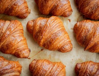 Onde comer croissants em Paris, um dos grandes símbolos da França