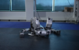 Veja novo robô da Boston Dynamics fazer contorcionismos dignos de “O Exorcista“