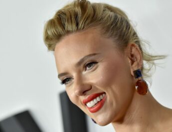 ChatGPT suspende ferramenta por ter voz parecida com a de Scarlett Johansson