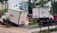 VÍDEO – Polícia apreende caminhão do MTST e impede doação de 3,8 mil marmitas