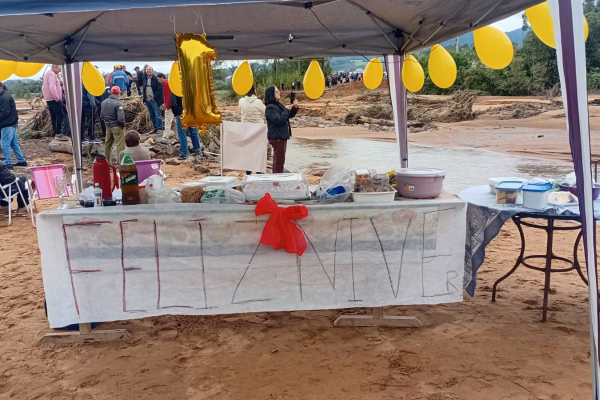 Chuvas no RS: área rural faz bolo de 1 ano sem reconstrução de ponte