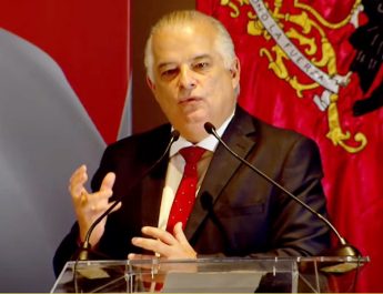 Gesto de Tarcísio foi para “humilhar” a comunidade árabe, denuncia Márcio França