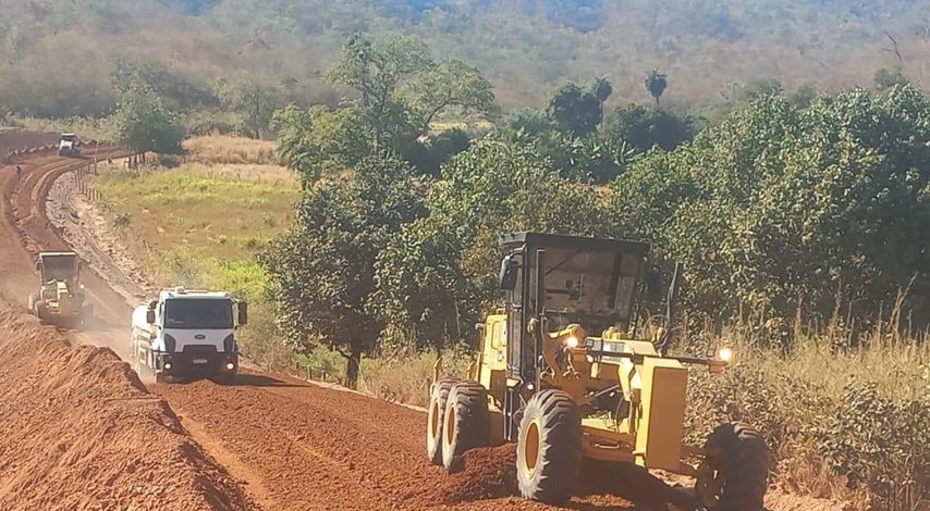 Idepi avança na obra de implantação  entre Sebastião Barros e na divisa do Piauí com a Bahia