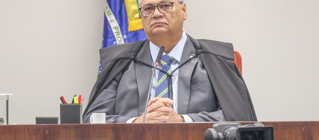 Dino derruba decisão de Mendonça e libera post sobre Nossa Senhora