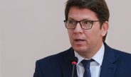 Dino aponta indícios de liderança de Mário Frias em desvio de emendas