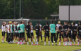 Ancelotti testa nova formação da seleção brasileira com três meio-campistas e três atacantes