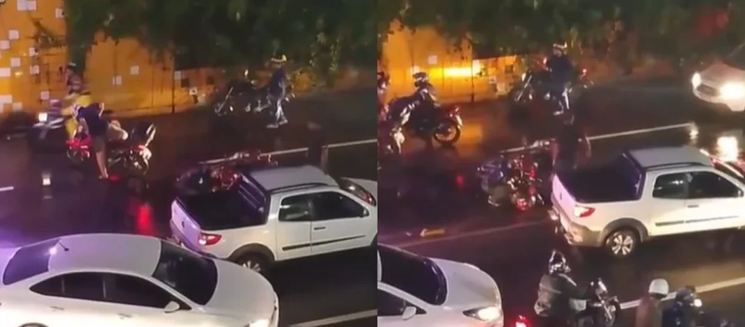 Colisão entre carro e moto deixa uma pessoa ferida