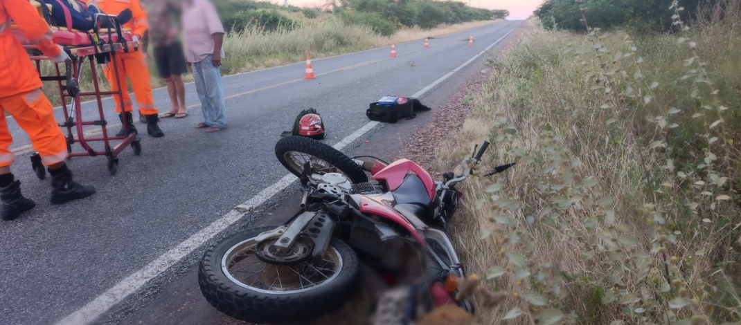 Colisão entre motocicleta e bicicleta deixa homem ferido na RN-288 em Caicó