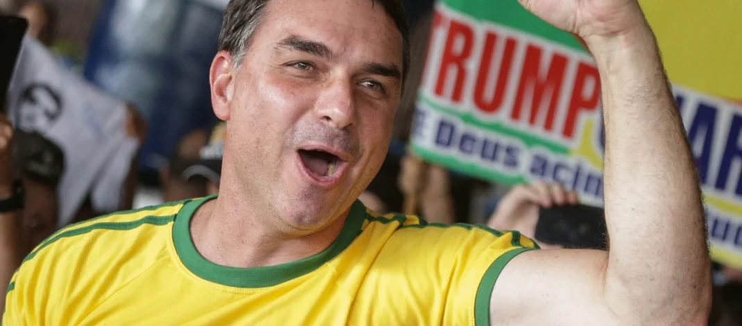 Kassio Nunes suspende pesquisa que mostrou derretimento de Flávio Bolsonaro