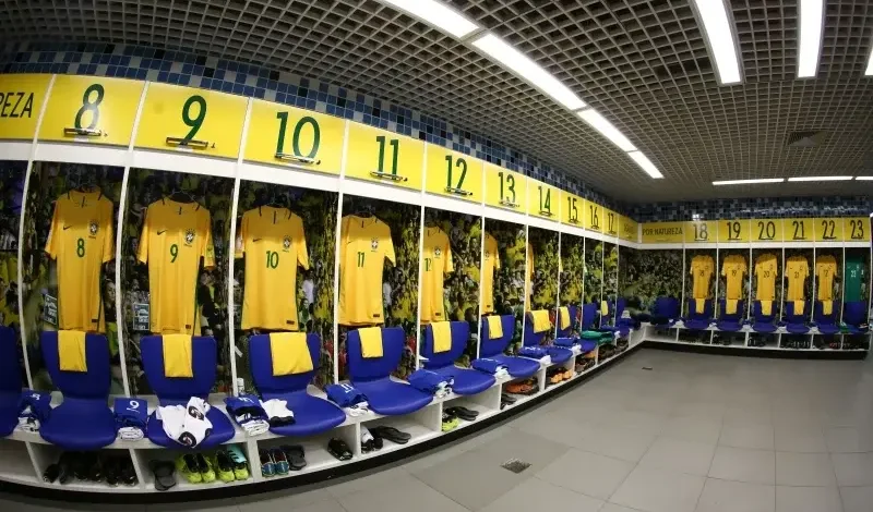 O que o inglês Paul Clement, assistente de Ancelotti, revela sobre o vestiário do Brasil