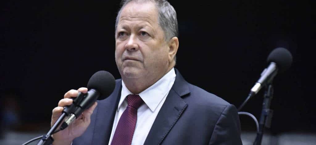 Flávio Dino nega pedido de Chiquinho Brazão e mantém perda de mandato na Câmara