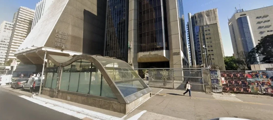 Pacote com rojões mobiliza polícia na Avenida Paulista
