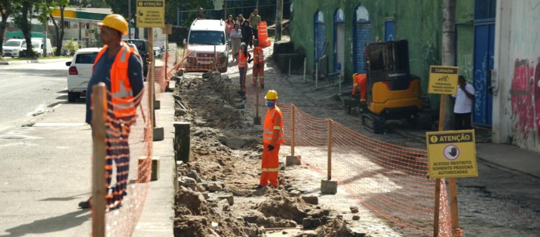 Prefeitura de Salvador inicia obras de requalificação do calçadão da Avenida Contorno