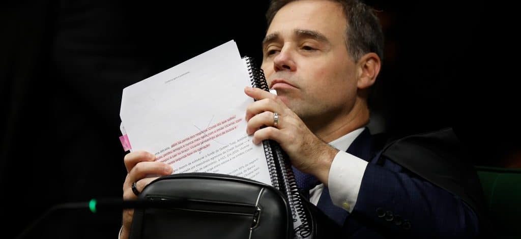 ADPF acusa André Mendonça de atropelar rito processual em afastamento de Andrei Rodrigues