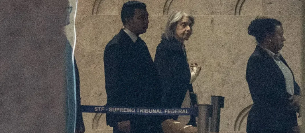Bastidores do STF têm dedos em riste, celulares lacrados e gargalhadas