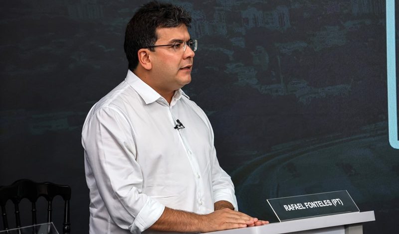 Rafael aponta medidas e cobra propostas sobre inclusão, participação popular e segurança em debate