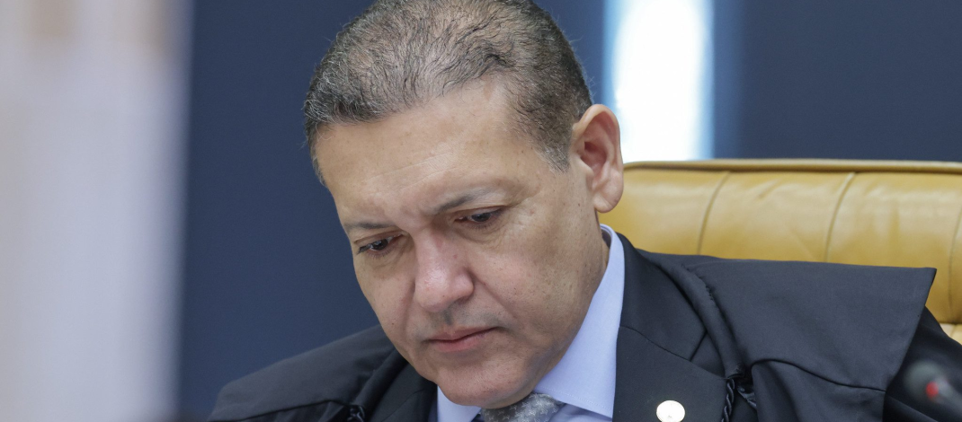 Nunes Marques deve votar em processo contra Mendonça; entenda