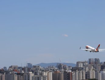 Anac estabelece regras mais restritivas para aviação em Congonhas (SP)